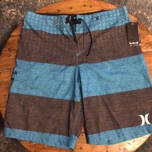 Hurley board shirts nwt size 34